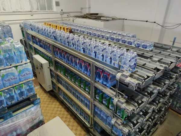 Distributore automatico bevande